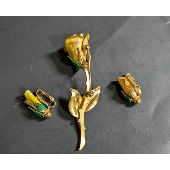 Vintage Yellow Rose Enamel Pin & Clip-On Earrings Set Gold-Toned Floral Jewelry - Picture 5 of 8
